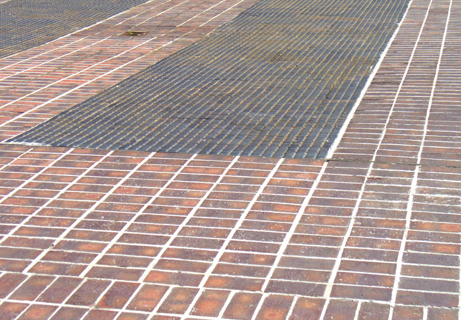plain Brown Brindle and patterned blue pavers at Newcastle Civic Centre