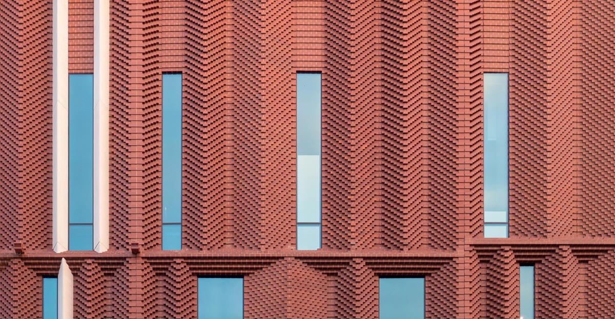 Victoria Gate Arcade in Leeds with Staffs red special bricks