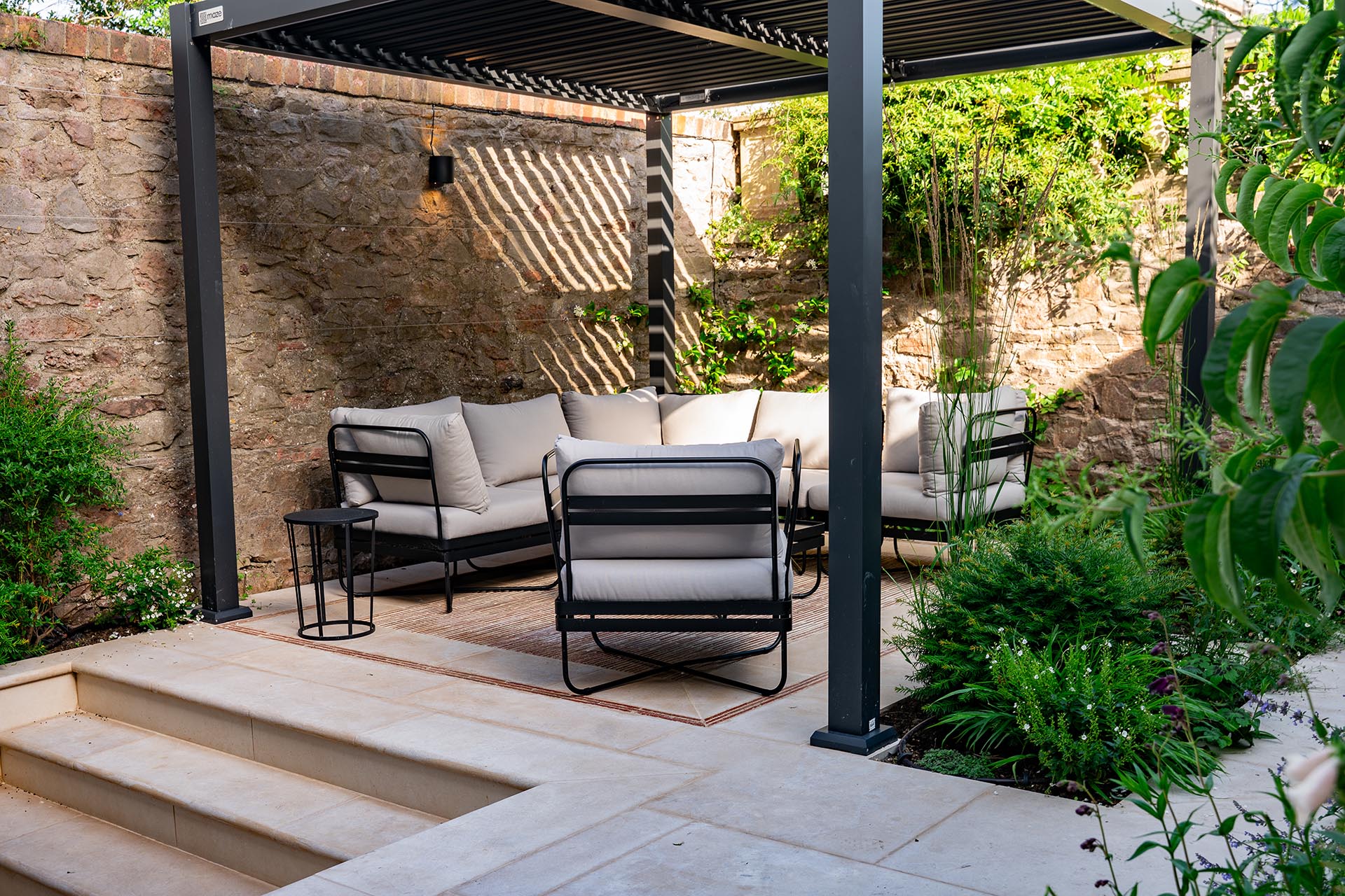 linium bricks in a Bristol garden by Artisan Landscapes