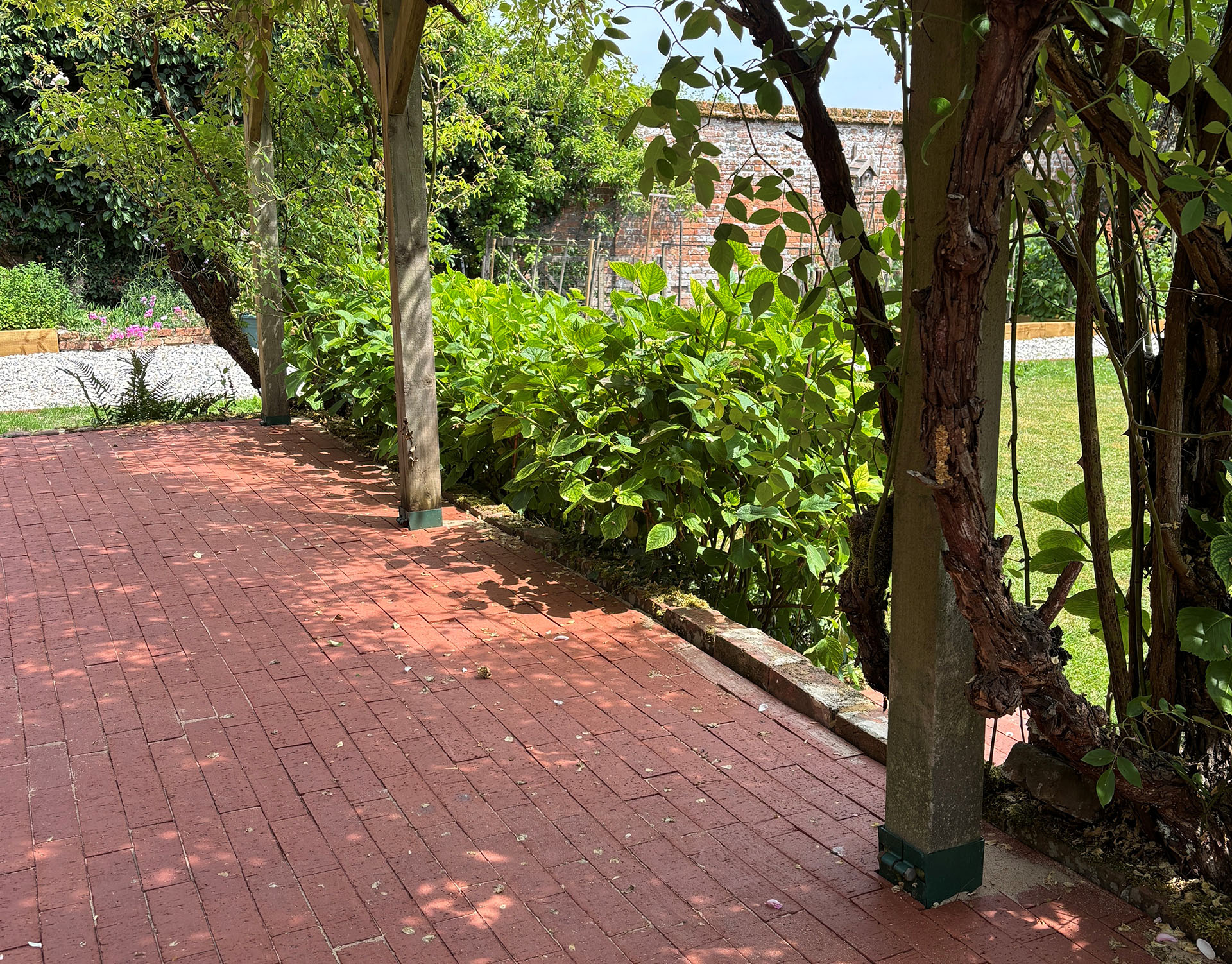 red Tenger pavers