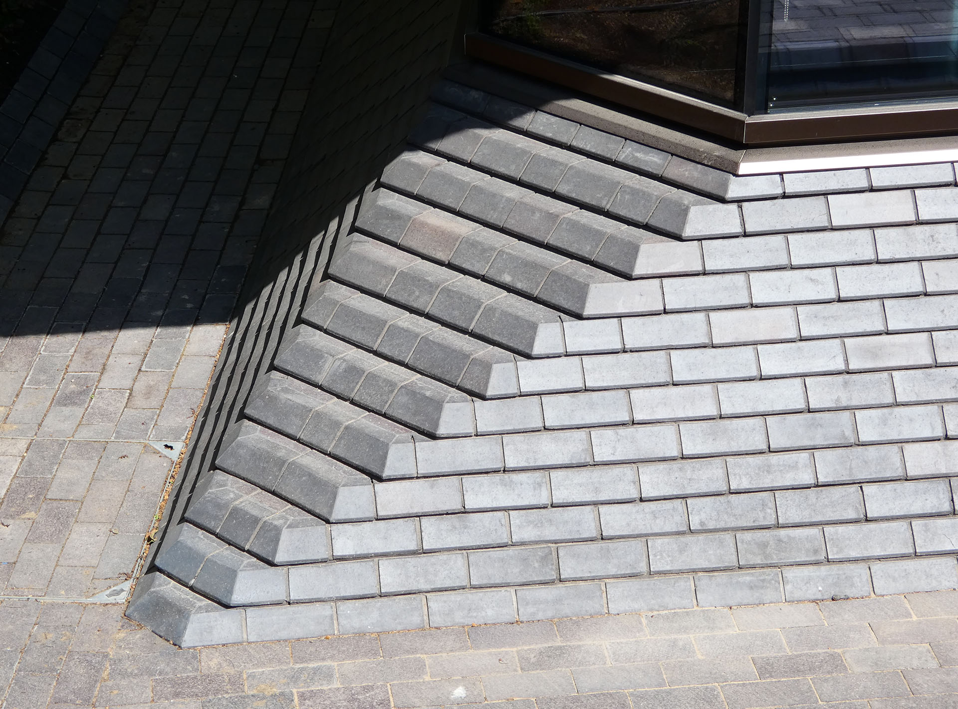 special plinth bricks at Upper Ground on the Southbank