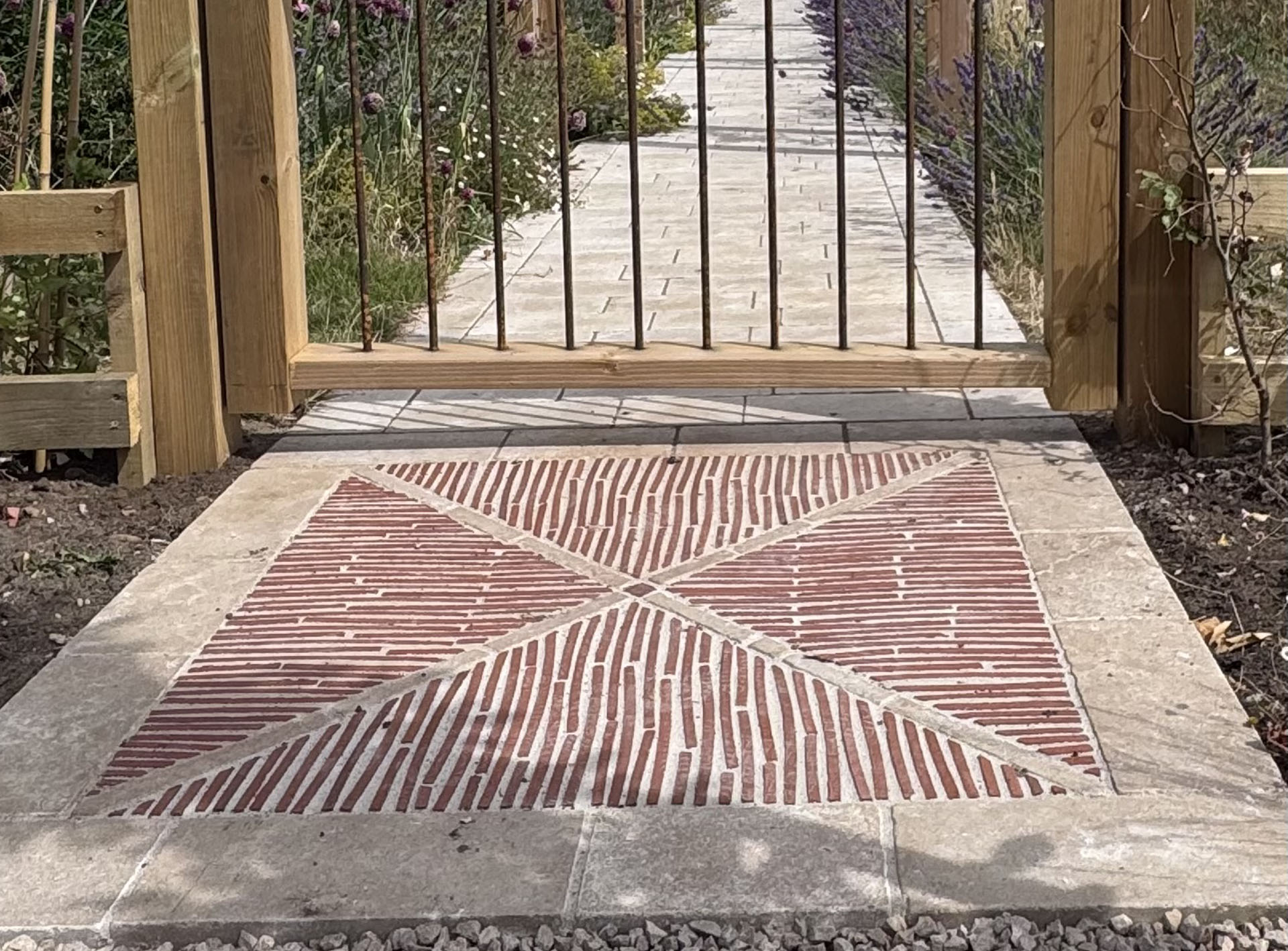 willow tree landscapes paving detail with red linium bricks